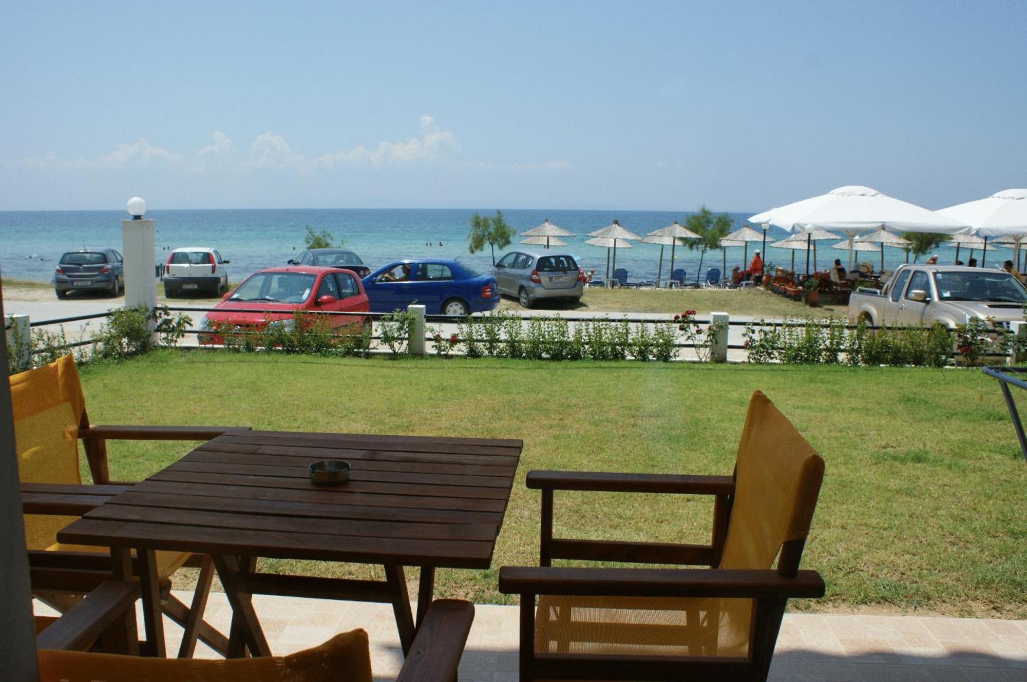 Appartement Assano Seafront Luxury à Nikiti  Extérieur photo